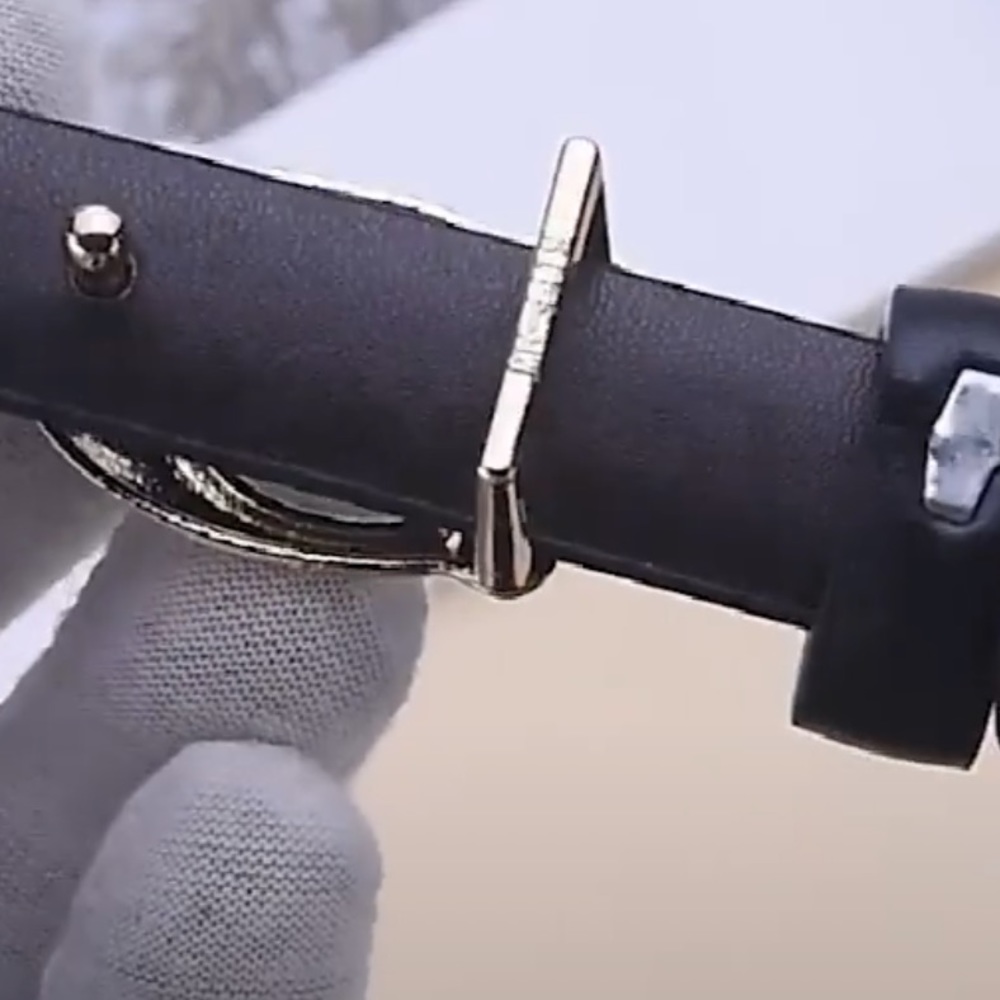 Big letter C classic buckle black belt - Picture 12 of 16